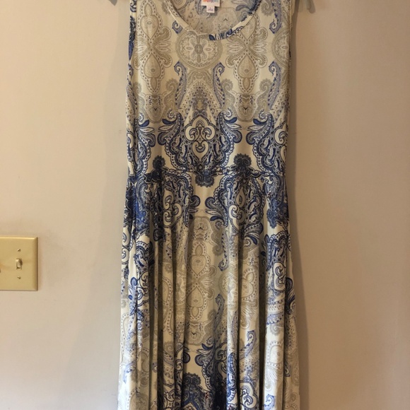 Lularoe dresses - Picture 2 of 4